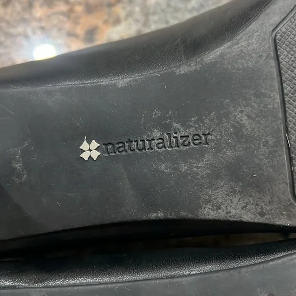 Black Naturalizer Heel Peep-Toe Pumps with Bow - Picture 9 of 11